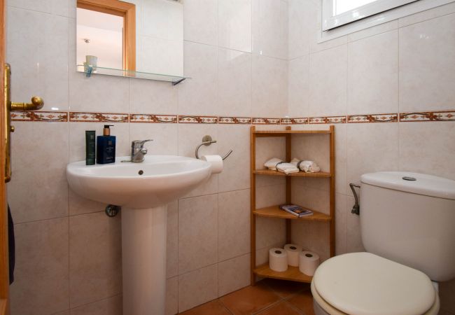 Terraced House in Fuengirola - Ref: 285 Spacious family townhouse with fantastic pool area Terraced House in Fuengirola - Ref: 285 Spacious family townhouse with fantastic pool area