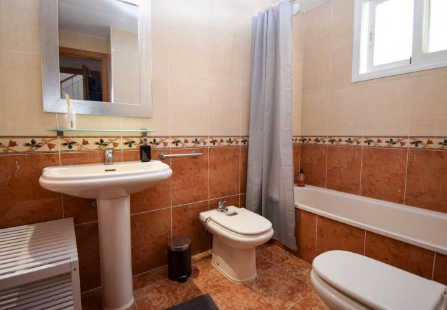 Terraced House in Fuengirola - Ref: 285 Spacious family townhouse with fantastic pool area Terraced House in Fuengirola - Ref: 285 Spacious family townhouse with fantastic pool area