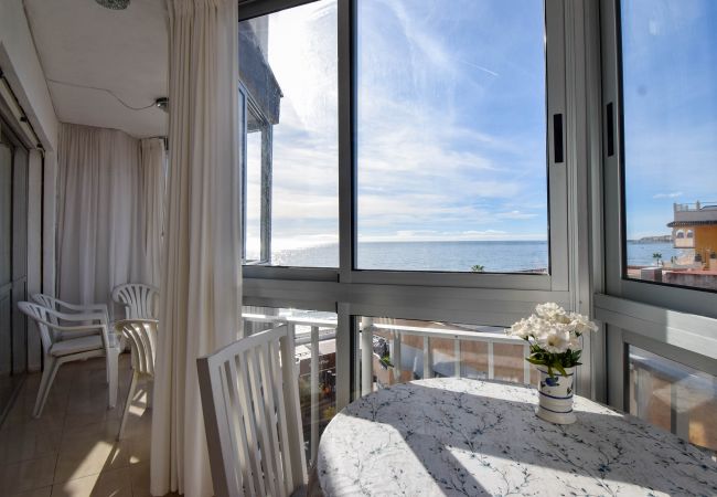 Apartment in Fuengirola - Ref: 227 Beach front apartment with pool and sea views in Torreblanca Apartment in Fuengirola - Ref: 227 Beach front apartment with pool and sea views in Torreblanca