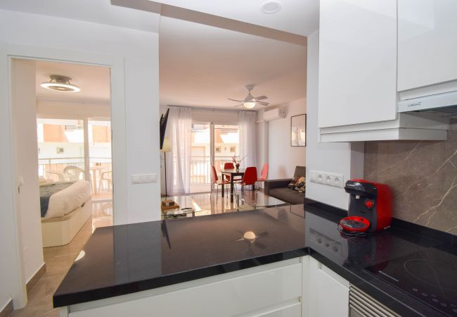 Apartment in Fuengirola - Ref: 302 Beach front apartment in popular Riverina Apartment in Fuengirola - Ref: 302 Beach front apartment in popular Riverina