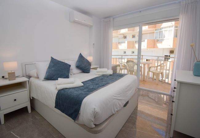 Apartment in Fuengirola - Ref: 302 Beach front apartment in popular Riverina Apartment in Fuengirola - Ref: 302 Beach front apartment in popular Riverina