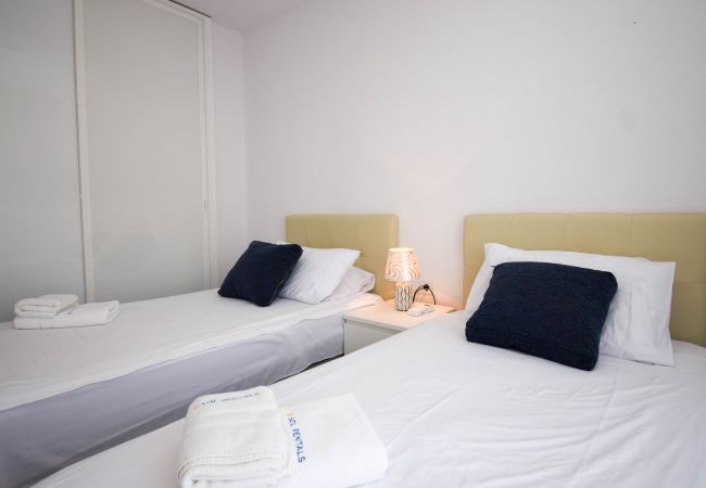 Apartment in Fuengirola - Ref: 265 Apartment next to the beach and padel club in Los Boliches Apartment in Fuengirola - Ref: 265 Apartment next to the beach and padel club in Los Boliches