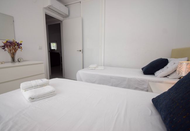 Apartment in Fuengirola - Ref: 265 Apartment next to the beach and padel club in Los Boliches Apartment in Fuengirola - Ref: 265 Apartment next to the beach and padel club in Los Boliches