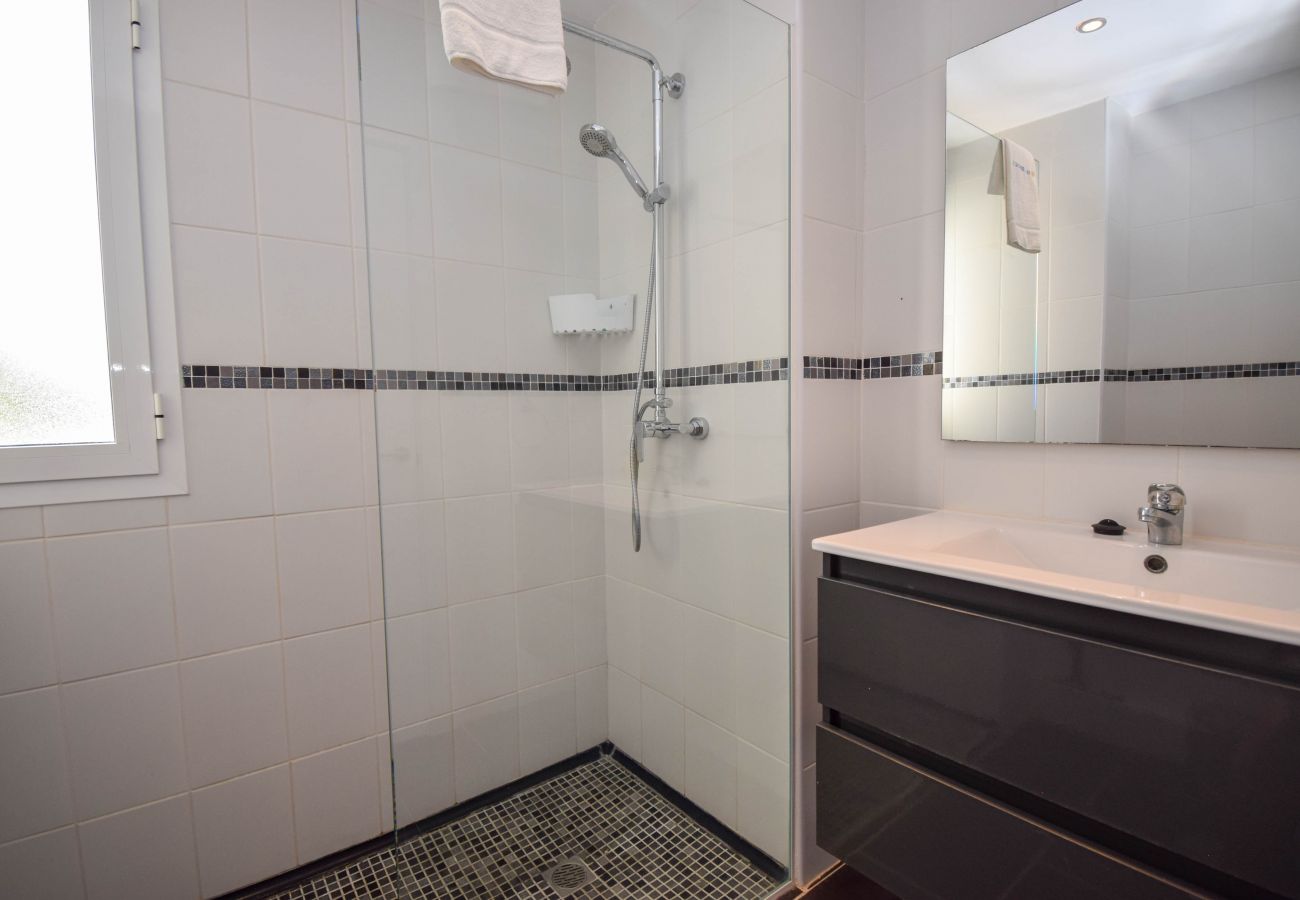 Apartment in Fuengirola - Ref: 265 Apartment next to the beach and padel club in Los Boliches