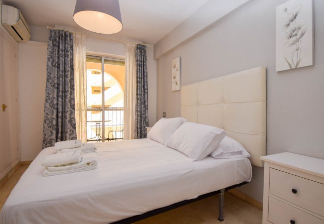 Apartment in Fuengirola - Ref: 315 City apartment with pool 2 minutes from the beach Apartment in Fuengirola - Ref: 315 City apartment with pool 2 minutes from the beach