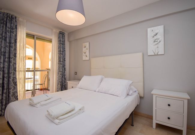 Apartment in Fuengirola - Ref: 315 City apartment with pool 2 minutes from the beach Apartment in Fuengirola - Ref: 315 City apartment with pool 2 minutes from the beach