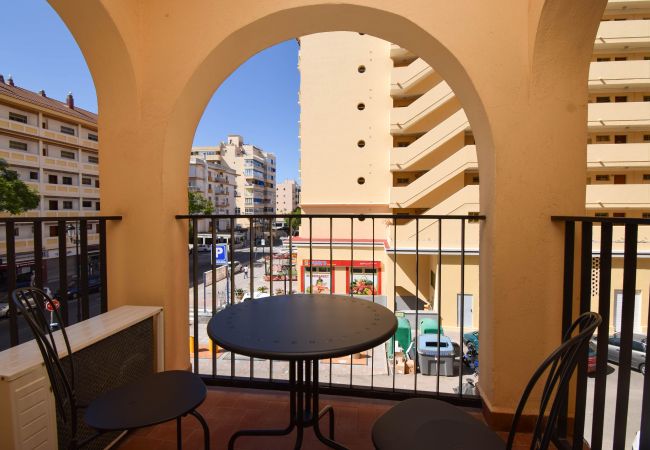 Apartment in Fuengirola - Ref: 315 City apartment with pool 2 minutes from the beach Apartment in Fuengirola - Ref: 315 City apartment with pool 2 minutes from the beach