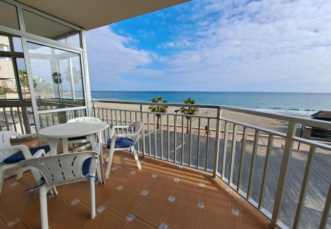 Apartment in Fuengirola - Ref: 320 Beach front apartment in Torreblanca with amazing sea views