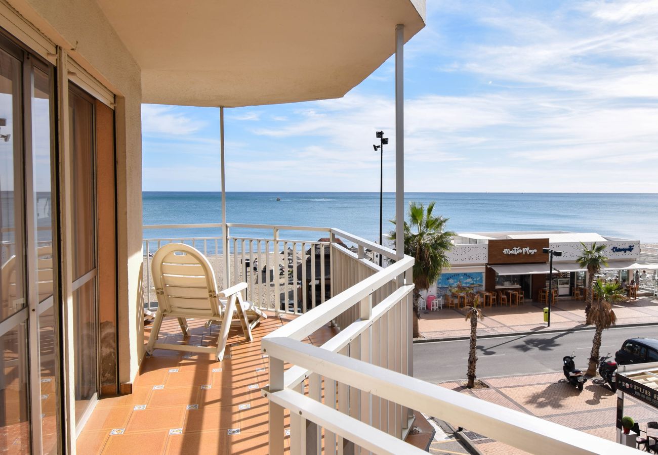 Apartment in Fuengirola - Ref: 320 Beach front apartment in Torreblanca with amazing sea views
