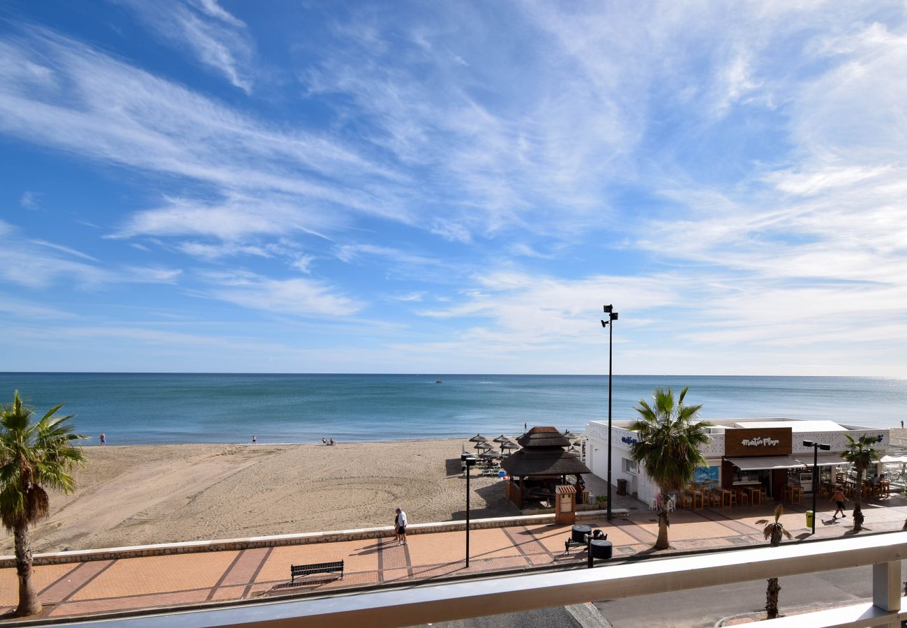 Apartment in Fuengirola - Ref: 320 Beach front apartment in Torreblanca with amazing sea views