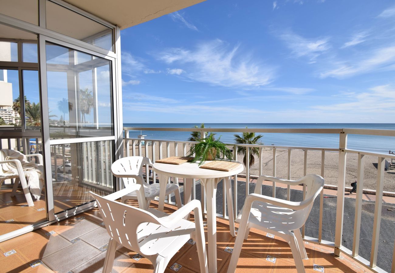 Apartment in Fuengirola - Ref: 320 Beach front apartment in Torreblanca with amazing sea views