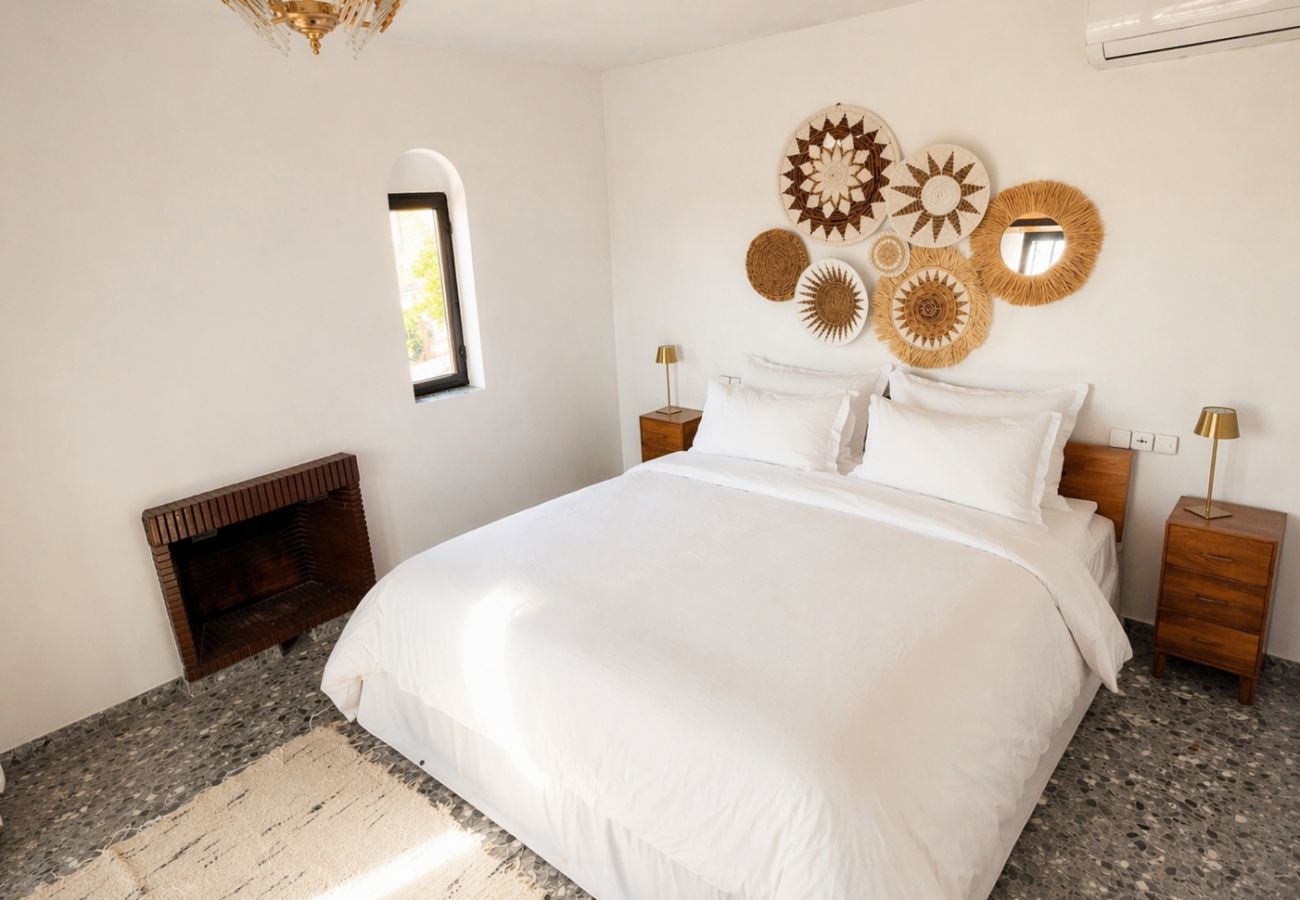 Villa in Fuengirola - Ref: 325 Villa Elena - Large villa with private Pool