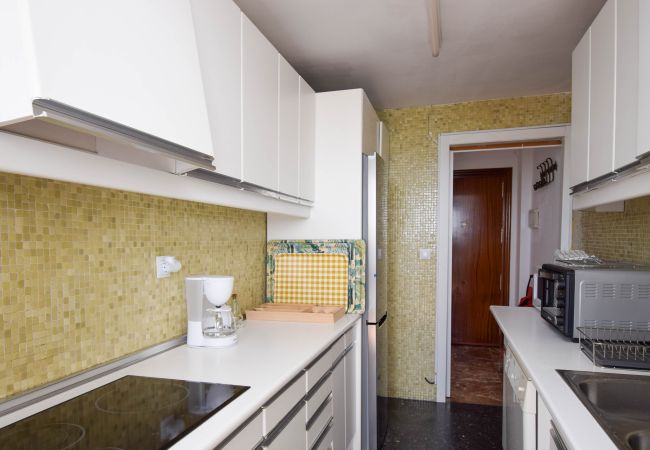 Apartment in Fuengirola - Ref: 326 Beach front apartment on the promenade with beautiful sea view Apartment in Fuengirola - Ref: 326 Beach front apartment on the promenade with beautiful sea view