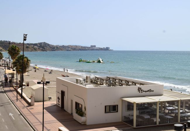 Apartment in Fuengirola - Ref: 326 Beach front apartment on the promenade with beautiful sea view Apartment in Fuengirola - Ref: 326 Beach front apartment on the promenade with beautiful sea view