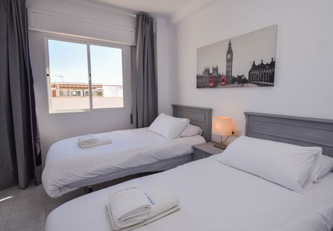 Apartment in Fuengirola - Ref: 279 City apartment in Los Boliches with big balcony and close to all services Apartment in Fuengirola - Ref: 279 City apartment in Los Boliches with big balcony and close to all services