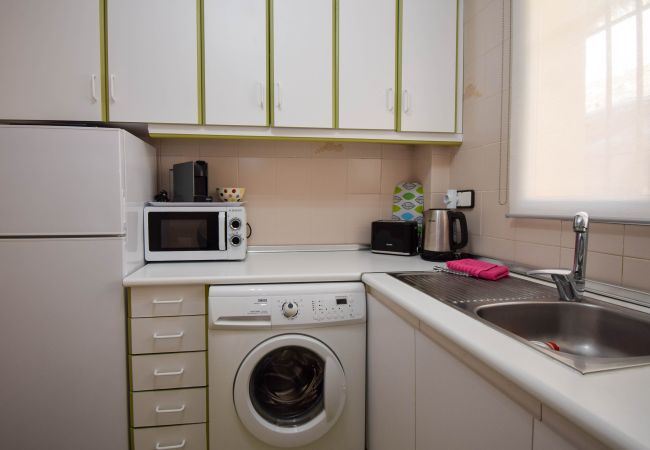 Apartment in Fuengirola - Ref: 253 - Two bedroom apartment with pool close to the beach and train station Apartment in Fuengirola - Ref: 253 - Two bedroom apartment with pool close to the beach and train station