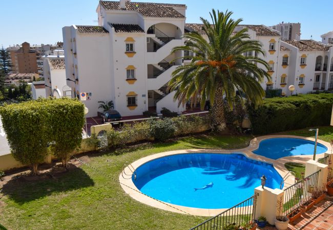 Apartment in Fuengirola - Ref: 253 - Two bedroom apartment with pool close to the beach and train station Apartment in Fuengirola - Ref: 253 - Two bedroom apartment with pool close to the beach and train station