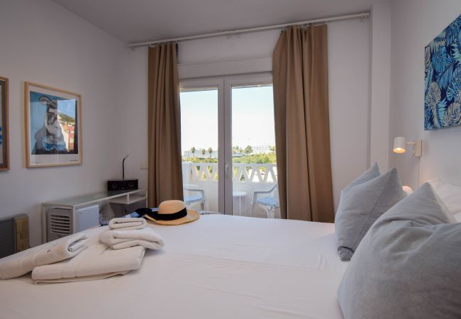 Terraced House in Benalmádena - Ref: 238 - Townhouse with sea views close to the beach Terraced House in Benalmádena - Ref: 238 - Townhouse with sea views close to the beach