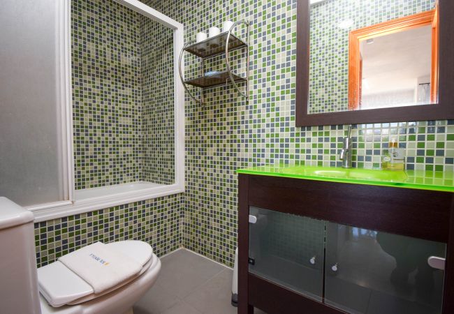 Terraced House in Benalmádena - Ref: 238 - Townhouse with sea views close to the beach Terraced House in Benalmádena - Ref: 238 - Townhouse with sea views close to the beach