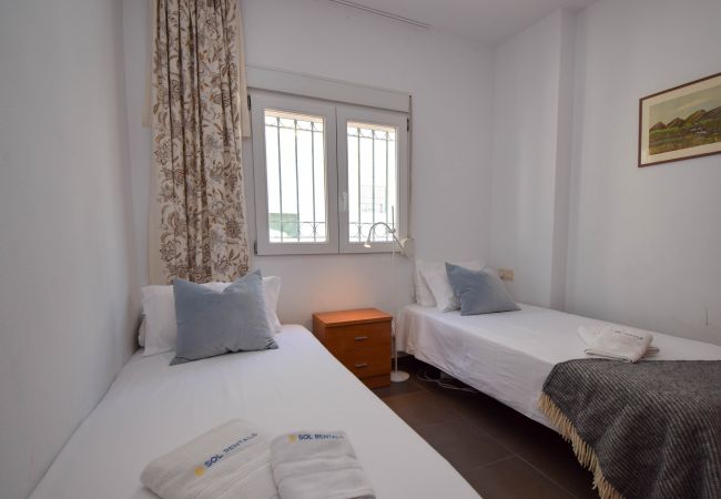 Terraced House in Benalmádena - Ref: 238 - Townhouse with sea views close to the beach Terraced House in Benalmádena - Ref: 238 - Townhouse with sea views close to the beach