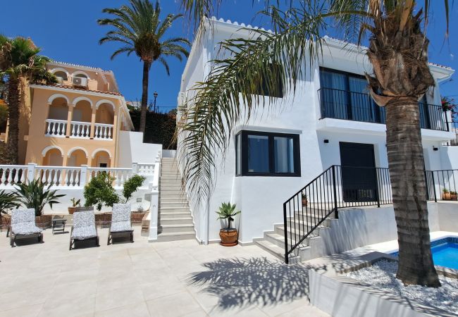Villa in Fuengirola - Ref: 281 Stunning villa with private pool Villa in Fuengirola - Ref: 281 Stunning villa with private pool