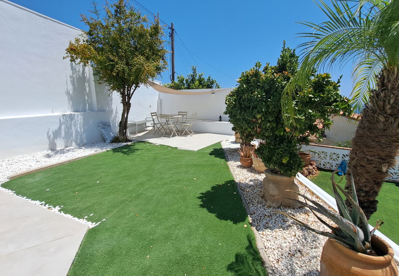 Villa in Fuengirola - Ref: 281 Stunning villa with private pool
