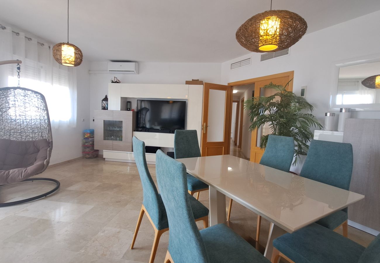 Apartment in Fuengirola - Ref: 287. Fantastic 3 bedroom apartment near the sea