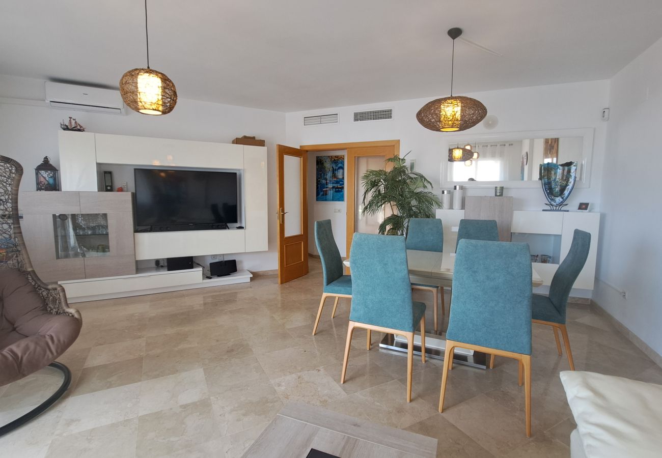 Apartment in Fuengirola - Ref: 287. Fantastic 3 bedroom apartment near the sea