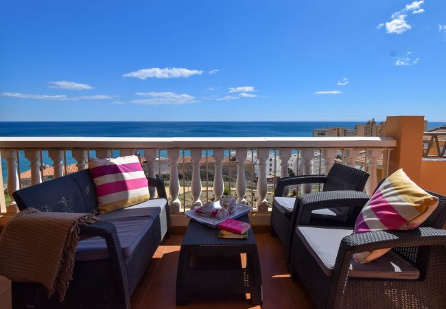Lägenhet i Fuengirola - Ref: 261 Lägenhet i Carvajal med stor terrass och härlig havsutsikt Lägenhet i Fuengirola - Ref: 261 Lägenhet i Carvajal med stor terrass och härlig havsutsikt