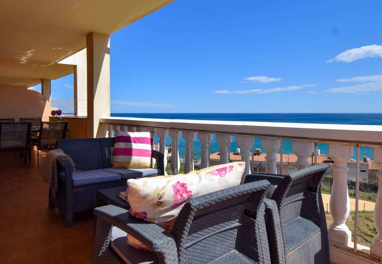Lägenhet i Fuengirola - Ref: 261 Lägenhet i Carvajal med stor terrass och härlig havsutsikt