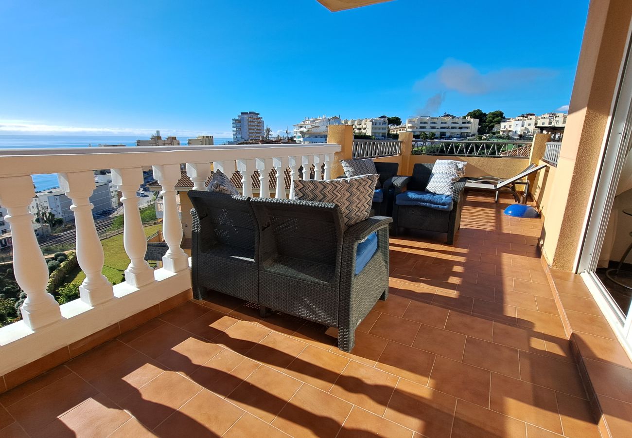 Lägenhet i Fuengirola - Ref: 261 Lägenhet i Carvajal med stor terrass och härlig havsutsikt