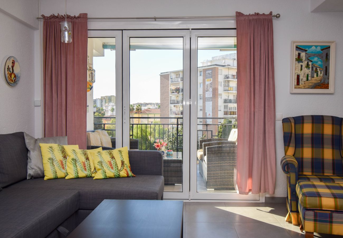 Lägenhet i Fuengirola - Ref: 254 Lägenhet med pool och fantastiskt läge i Los Boliches