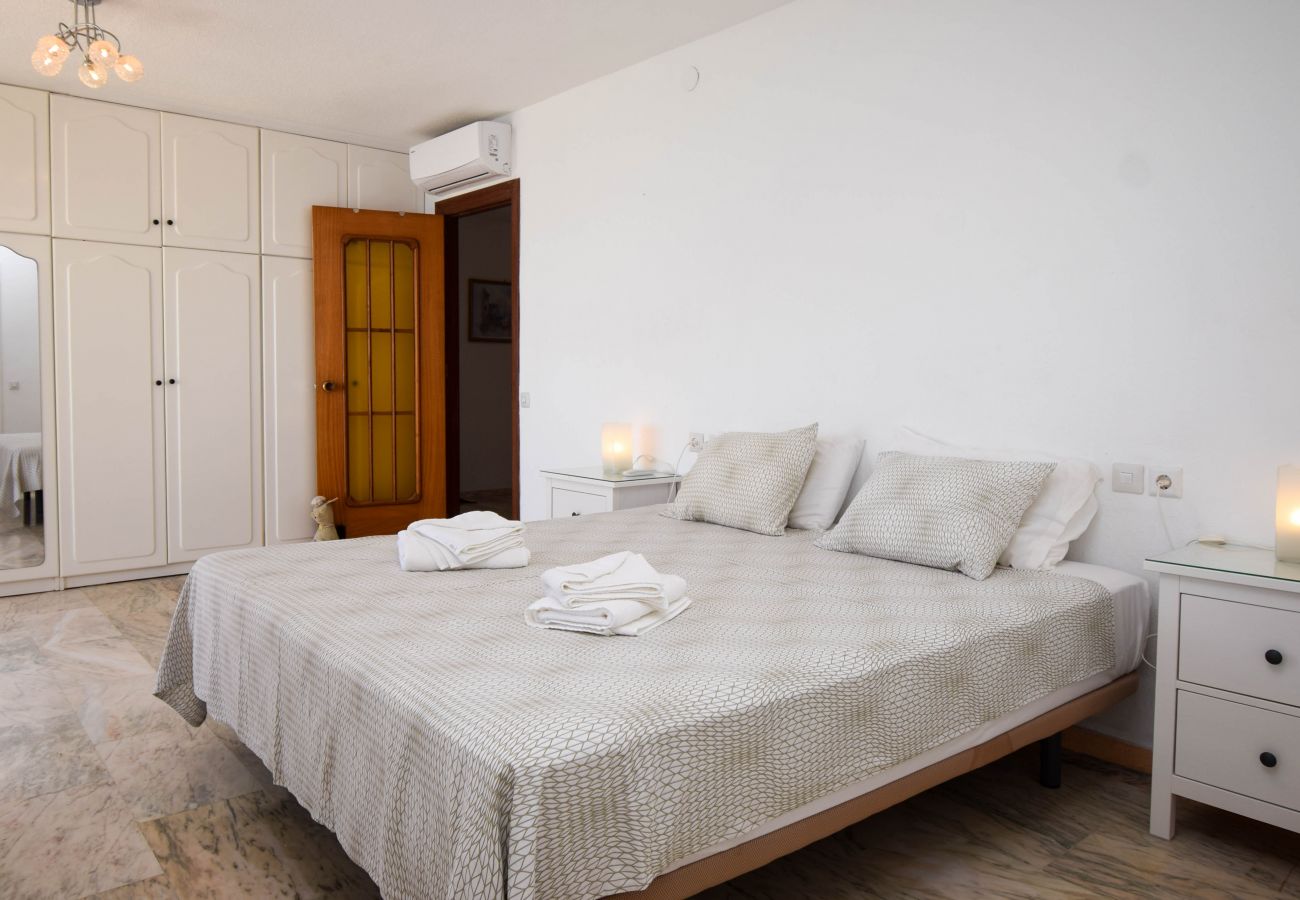 Lägenhet i Fuengirola - Ref: 209 Rymlig lägenhet vid stranden med härlig utsikt i Torreblanca