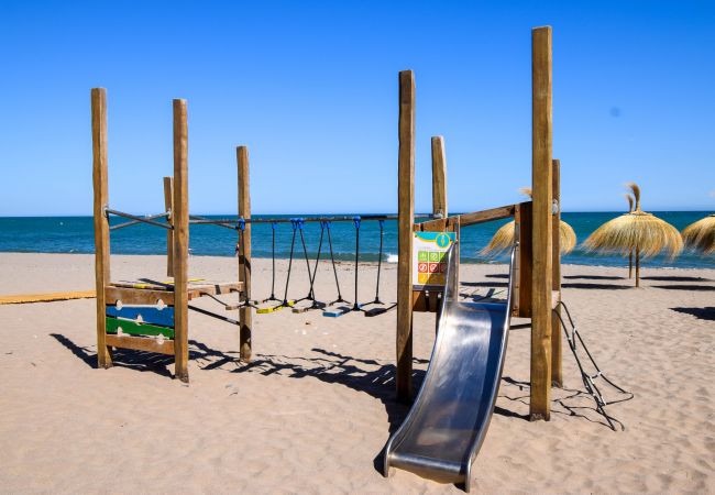Lägenhet i Fuengirola - Ref: 237 Strandnära lägenhet i Carvajal med fantastisk havsutsikt Lägenhet i Fuengirola - Ref: 237 Strandnära lägenhet i Carvajal med fantastisk havsutsikt