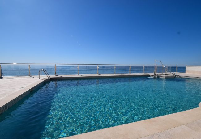 Lägenhet i Fuengirola - Ref: 237 Strandnära lägenhet i Carvajal med fantastisk havsutsikt Lägenhet i Fuengirola - Ref: 237 Strandnära lägenhet i Carvajal med fantastisk havsutsikt