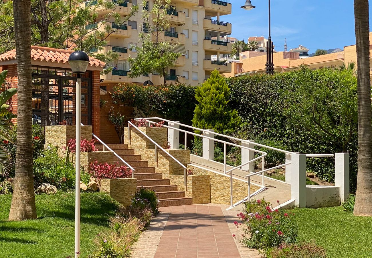 Lägenhet i Fuengirola - Ref: 304 Modern lägenhet med pool nära stranden i Torreblanca