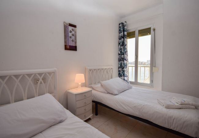 Lägenhet i Fuengirola - Ref: 257 Strandnära lägenhet med fantastisk utsikt över Medelhavet Lägenhet i Fuengirola - Ref: 257 Strandnära lägenhet med fantastisk utsikt över Medelhavet
