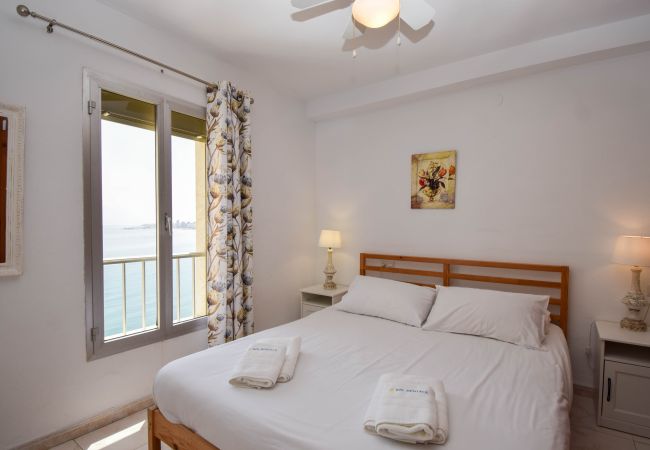 Lägenhet i Fuengirola - Ref: 257 Strandnära lägenhet med fantastisk utsikt över Medelhavet Lägenhet i Fuengirola - Ref: 257 Strandnära lägenhet med fantastisk utsikt över Medelhavet