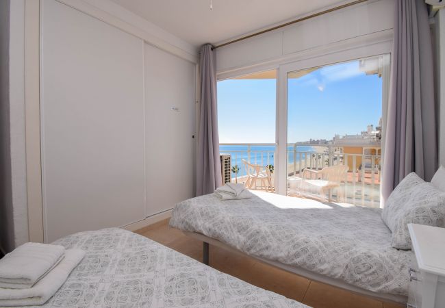 Lägenhet i Fuengirola - Ref: 200  Strandnära lägenhet med pool och fantastisk havsutsikt Lägenhet i Fuengirola - Ref: 200  Strandnära lägenhet med pool och fantastisk havsutsikt