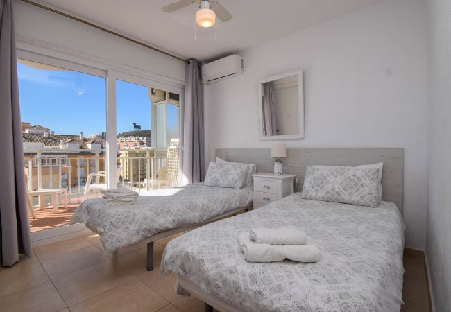 Lägenhet i Fuengirola - Ref: 200  Strandnära lägenhet med pool och fantastisk havsutsikt Lägenhet i Fuengirola - Ref: 200  Strandnära lägenhet med pool och fantastisk havsutsikt