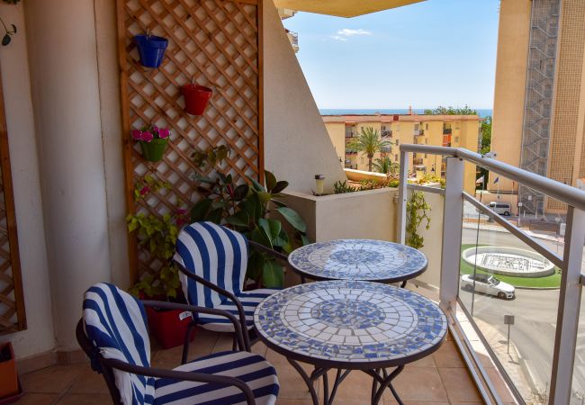 Lägenhet i Fuengirola - Ref: 295 Lägenhet med pool 2 min från stranden Lägenhet i Fuengirola - Ref: 295 Lägenhet med pool 2 min från stranden