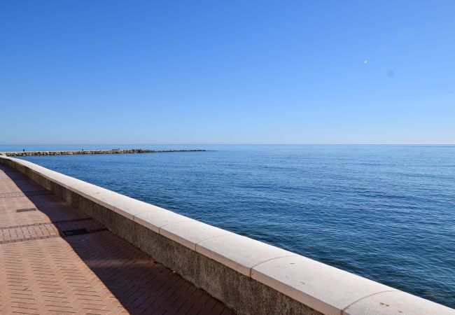 Lägenhet i Fuengirola - Ref: 270 Strandnära lägenhet i Torreblanca med fantastisk havsutsikt Lägenhet i Fuengirola - Ref: 270 Strandnära lägenhet i Torreblanca med fantastisk havsutsikt
