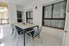 Lägenhet i Fuengirola - Ref: 299 Strandnära lägenhet med 4 sovrum och pool i Fuengirola