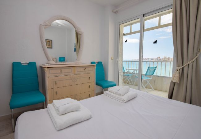 Lägenhet i Fuengirola - Ref: 271 Härlig hörnlägenhet vid stranden med havsutsikt Lägenhet i Fuengirola - Ref: 271 Härlig hörnlägenhet vid stranden med havsutsikt