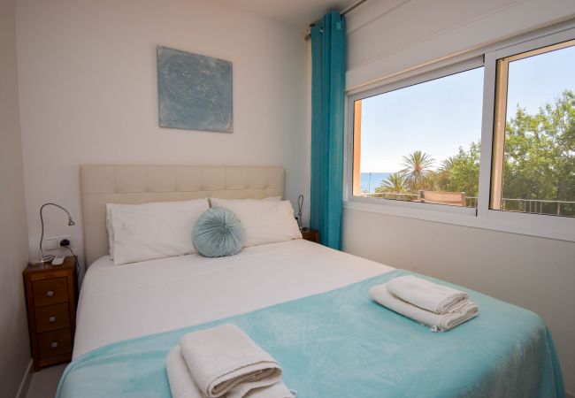 Lägenhet i Fuengirola - Ref: 250 Modern lägenhet med 1 sovrum och utsikt över poolen med havsutsikt Lägenhet i Fuengirola - Ref: 250 Modern lägenhet med 1 sovrum och utsikt över poolen med havsutsikt
