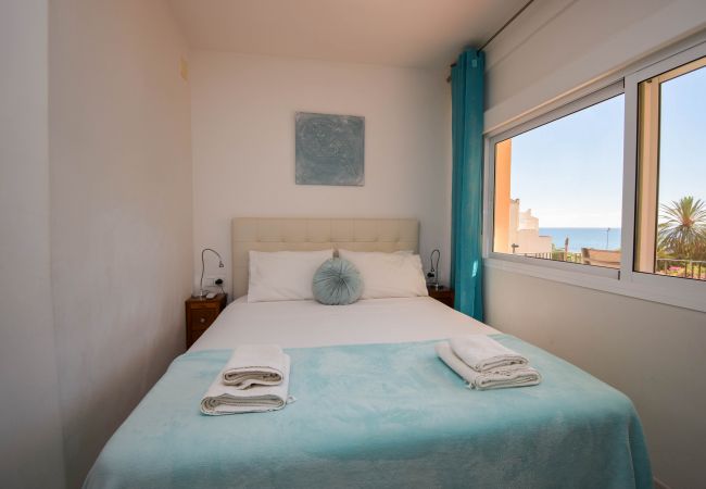 Lägenhet i Fuengirola - Ref: 250 Modern lägenhet med 1 sovrum och utsikt över poolen med havsutsikt Lägenhet i Fuengirola - Ref: 250 Modern lägenhet med 1 sovrum och utsikt över poolen med havsutsikt