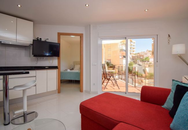 Lägenhet i Fuengirola - Ref: 250 Modern lägenhet med 1 sovrum och utsikt över poolen med havsutsikt Lägenhet i Fuengirola - Ref: 250 Modern lägenhet med 1 sovrum och utsikt över poolen med havsutsikt