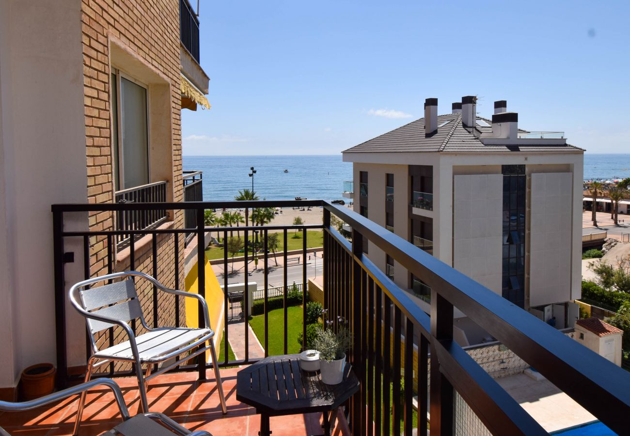 Lägenhet i Fuengirola - Ref: 293 Stor lägenhet med 1 sovrum, havsutsikt och pool