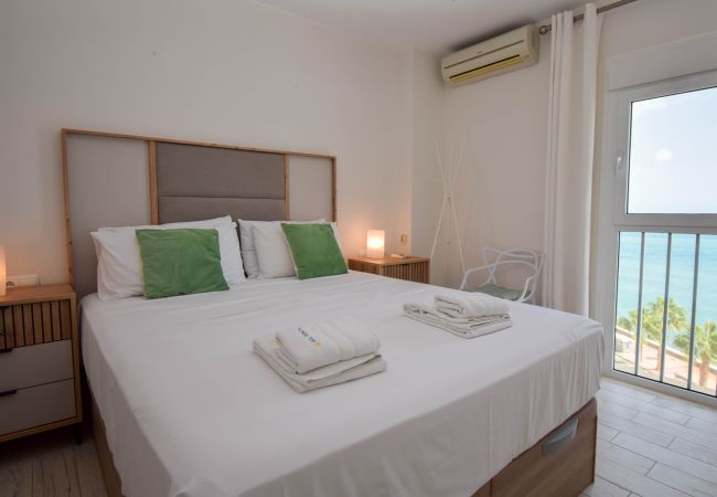 Lägenhet i Fuengirola - Ref: 311 Renoverad och modern hörnlägenhet vid stranden i Torreblanca Lägenhet i Fuengirola - Ref: 311 Renoverad och modern hörnlägenhet vid stranden i Torreblanca