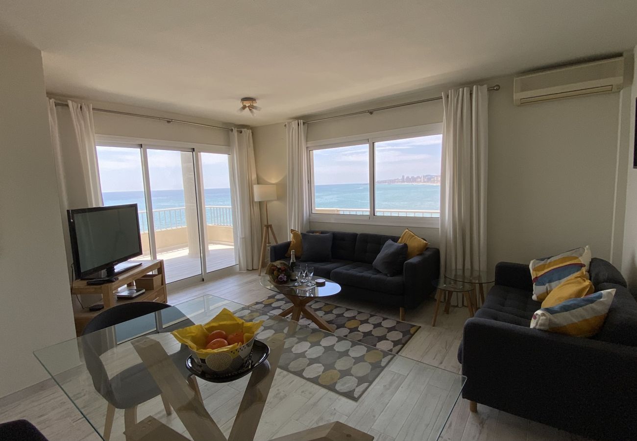 Lägenhet i Fuengirola - Ref: 311 Renoverad och modern hörnlägenhet vid stranden i Torreblanca